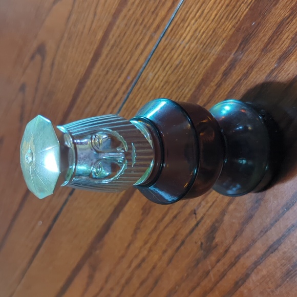 Avon Men's The King after shave bottle - Picture 3 of 3